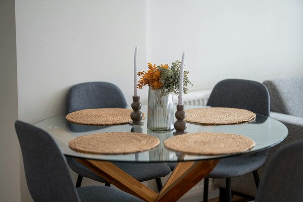 Guide pratique pour choisir la clôture acoustique parfaite pour votre jardin urbain : critères essentiels et astuces